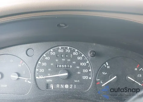 2000 Ford Ranger Super Cab from USA, damaged, VIN 1FTYR14V1YTA36861